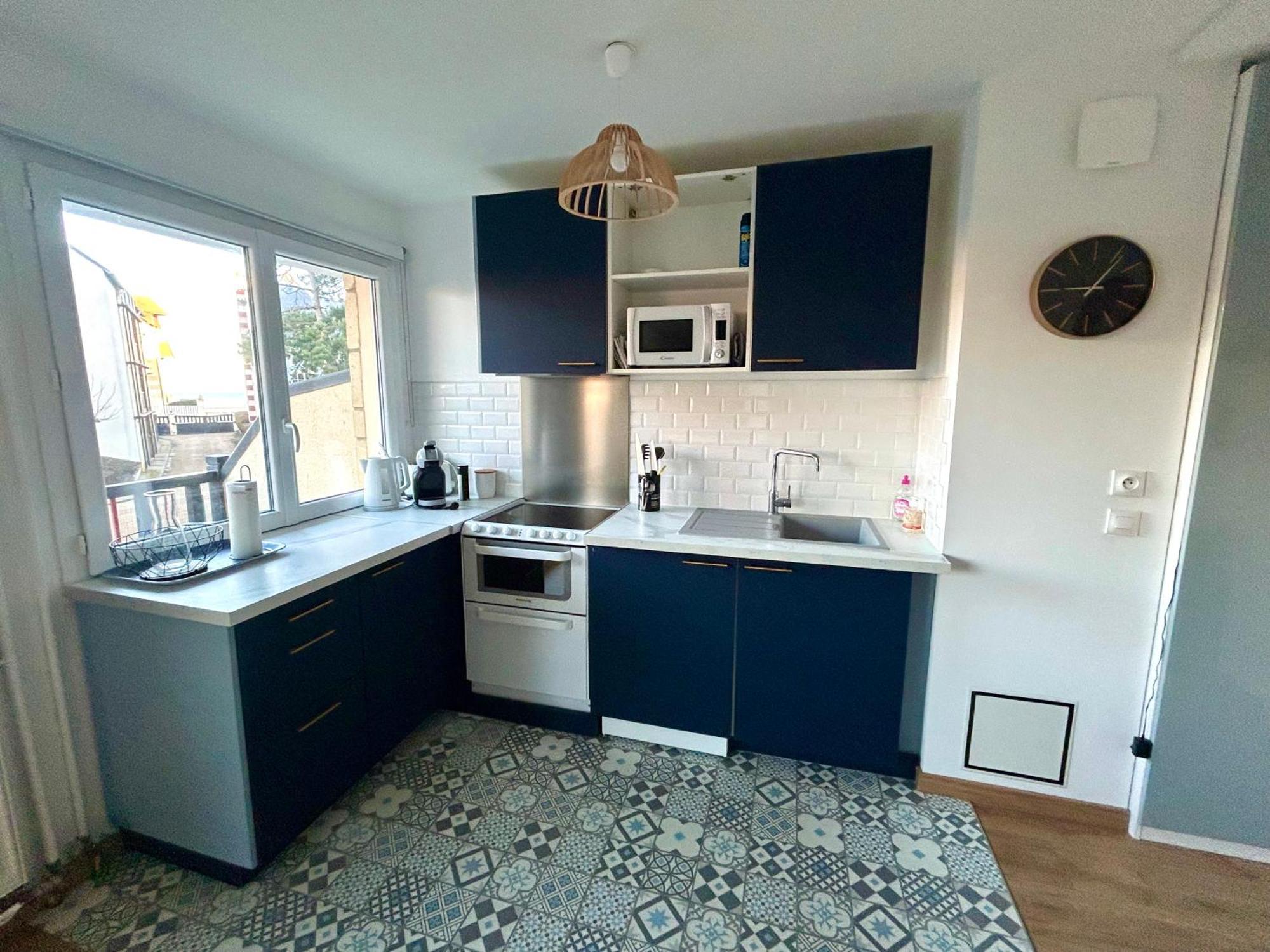 Magnifique Appartement Vue Mer A 50 M De La Plage Villers-sur-Mer Luaran gambar